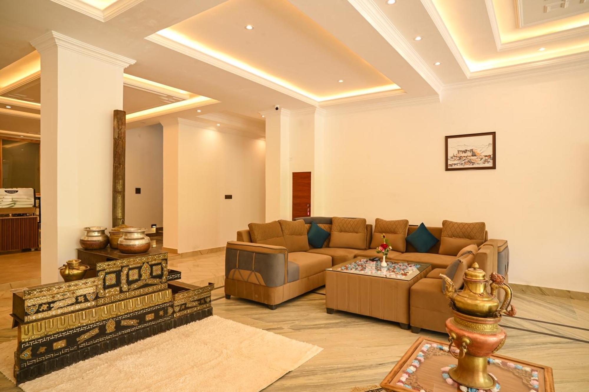 Hotel Ladakh Hills Leh Bagian luar foto